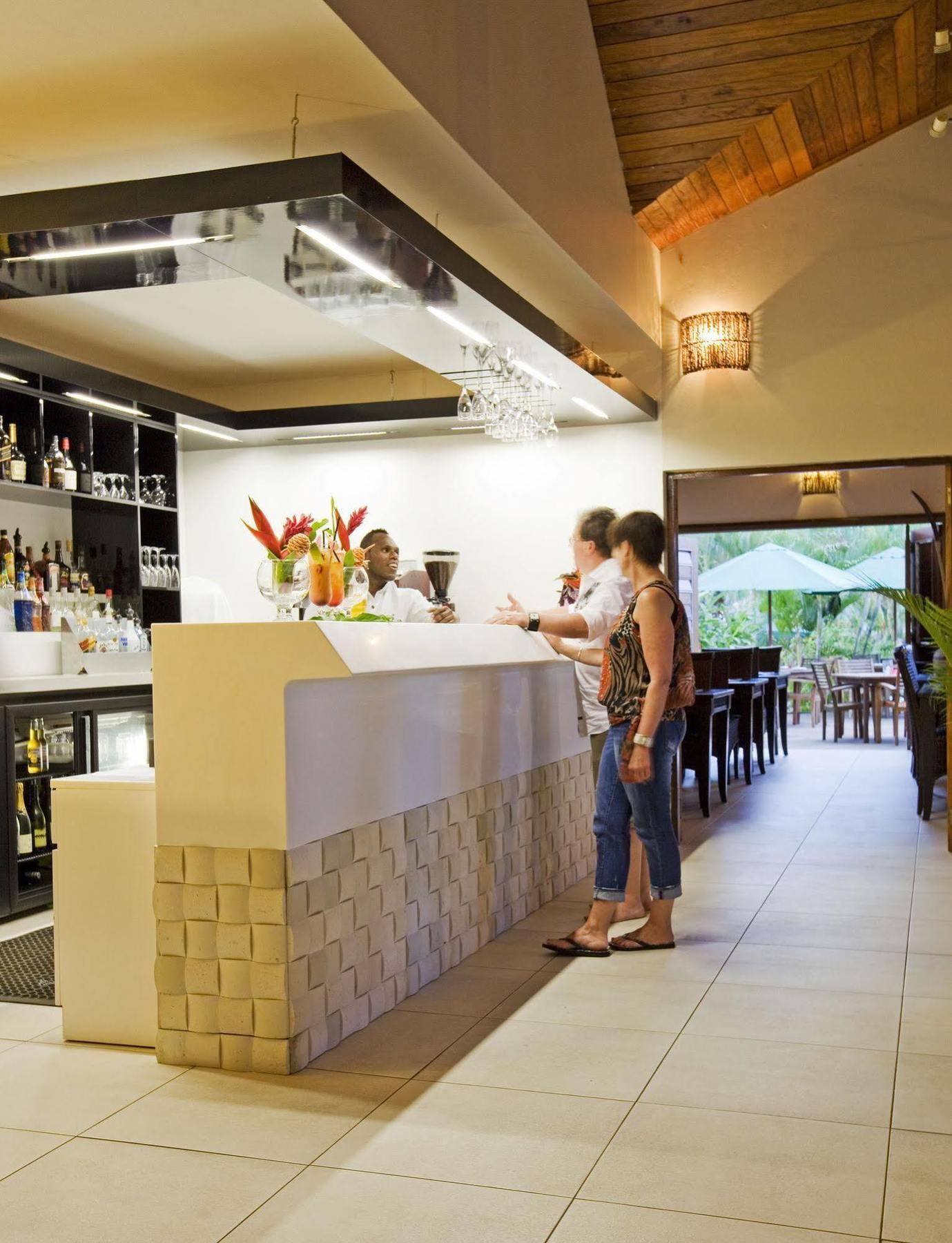 Mangoes Resort (Adults Only) Port Vila Exterior photo